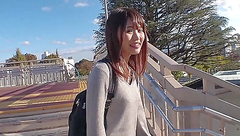 地方でタレントとして頑張っている素人女子にオモチャ責めしたら物凄いイキ